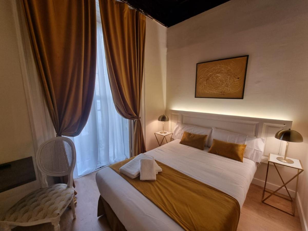 Le Petit Palue- Flora Hotel Madrid Buitenkant foto